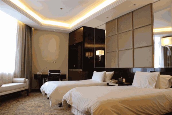 万际酒店 卓越管理之道，铸就非凡旅居体验